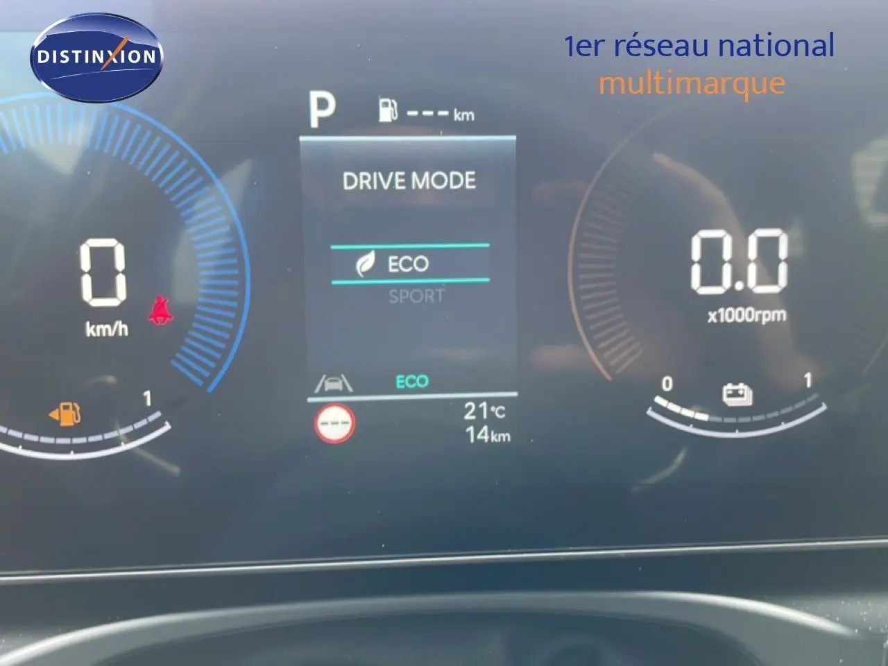 Tableau de bord numérique du Hyundai Tucson 2026, affichant le mode de conduite Eco et vitesse à 0 km/h.