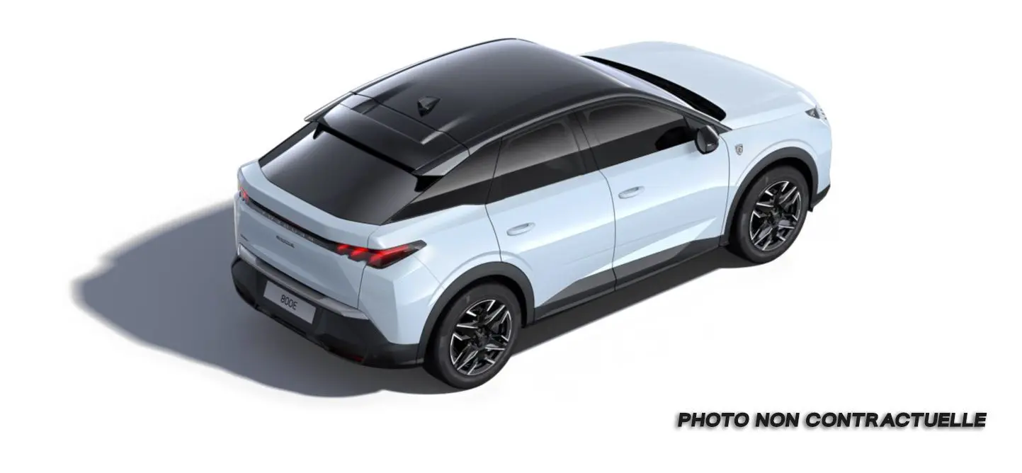 Vue 3/4 arrière droite du Peugeot 3008 blanc okenite avec toit noir brillant et jantes noires distinctives.