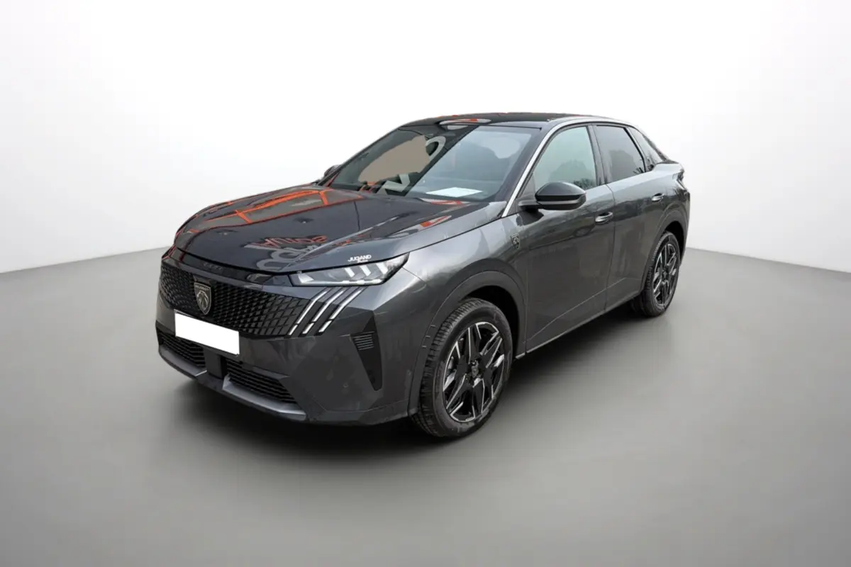 Peugeot 3008 Hybrid gris titane avec toit noir, vue 3/4 avant droit, jantes alu 19 pouces et calandre distinctive.