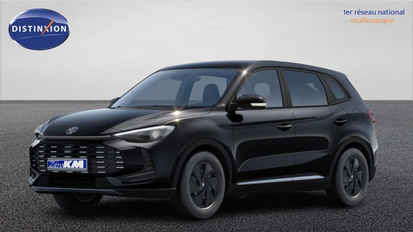 MG ZS 1.5L Hybrid+ 2026 en Pebble Black Metal, vue 3/4 avant droit avec calandre noire distinctive.