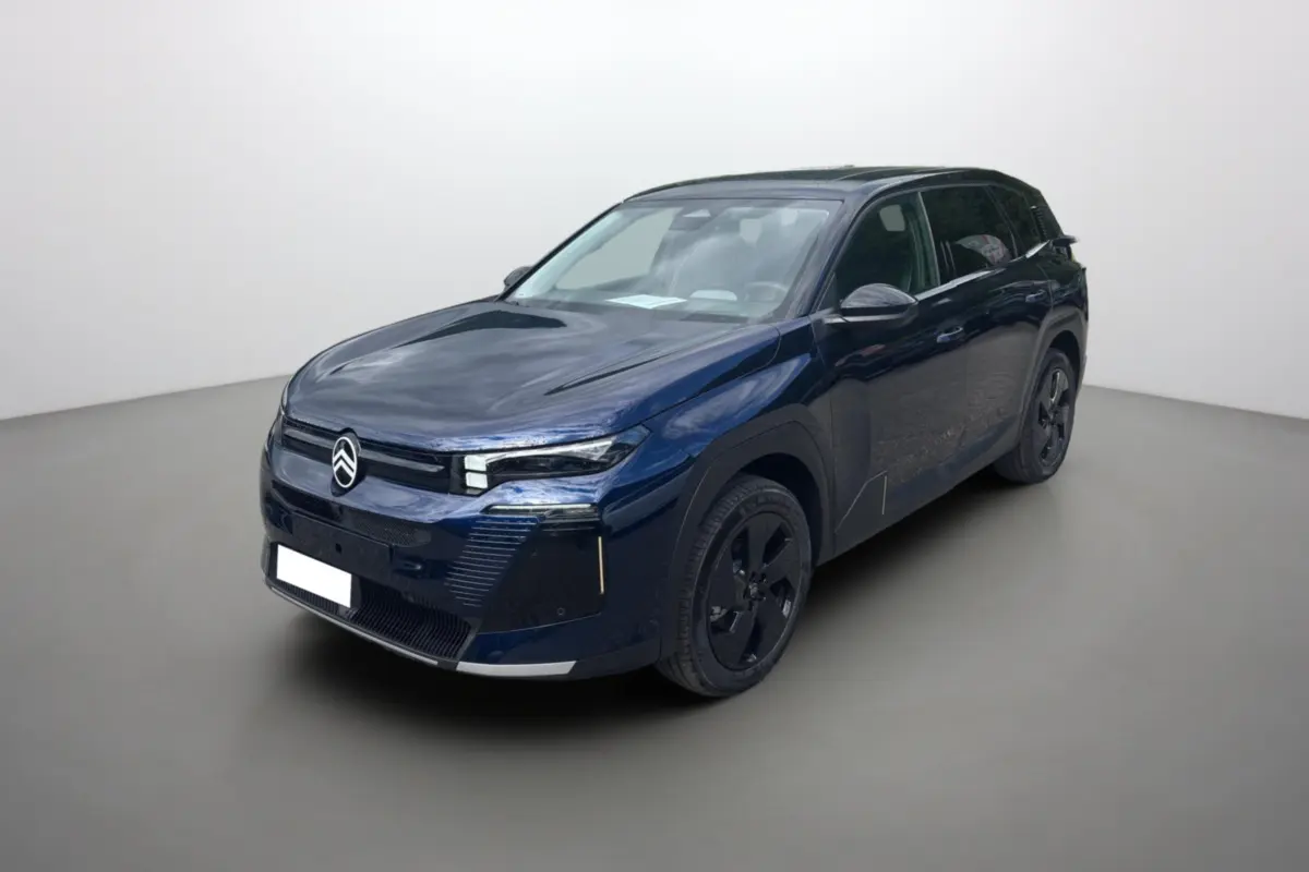 Citroën C5 Aircross New Hybrid 145 en bleu eclipse avec toit noir, vue 3/4 avant droit sur fond neutre.