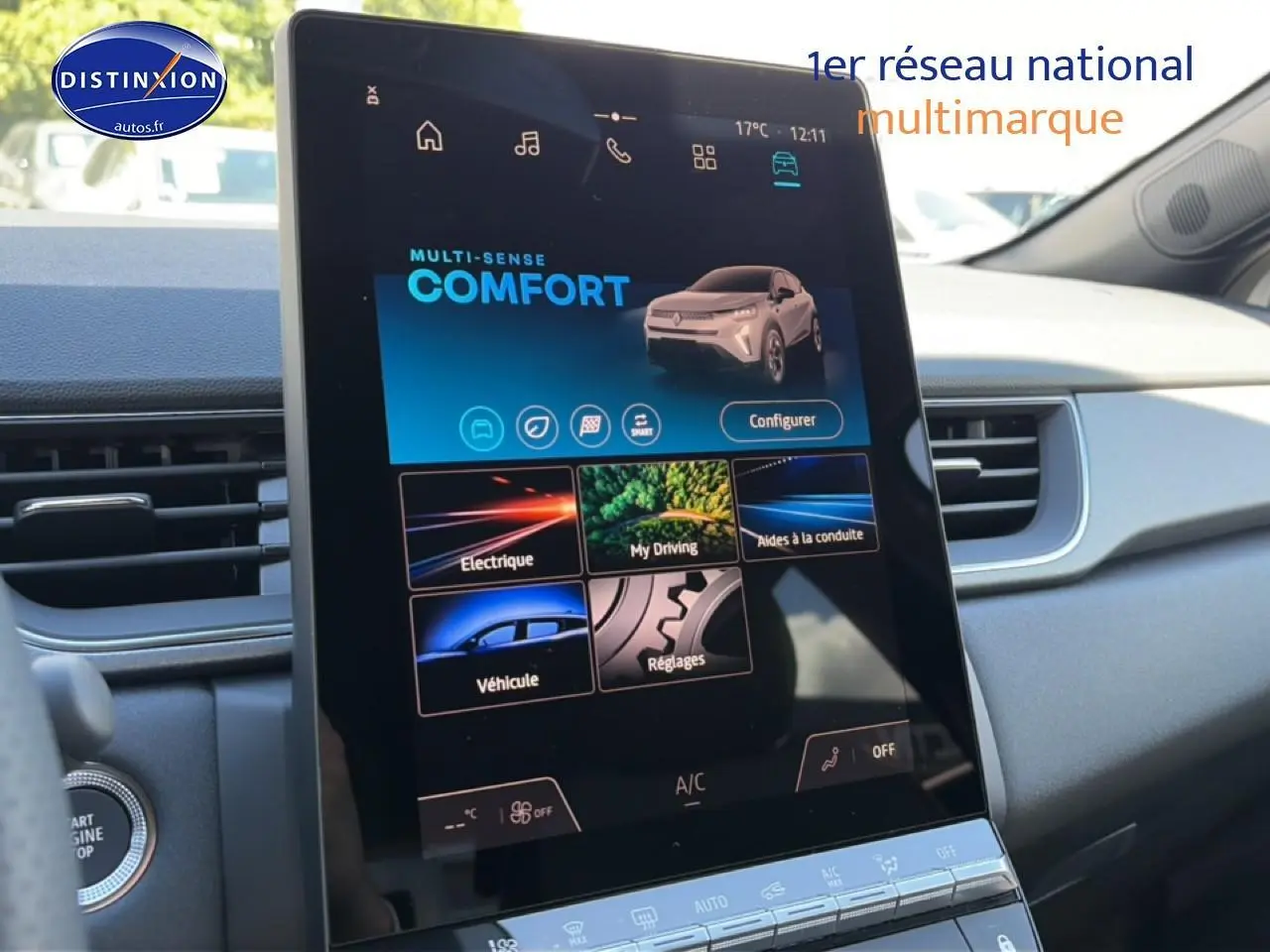 Écran tactile central du tableau de bord du Renault Captur 2026, affichant le mode de conduite Comfort.