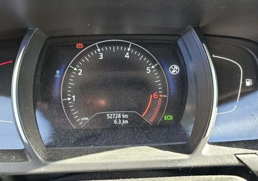 Compteur de vitesse numérique du Renault Scenic 1.3 TCE 115CH Business affichant 52 728 km et mode ECO actif.