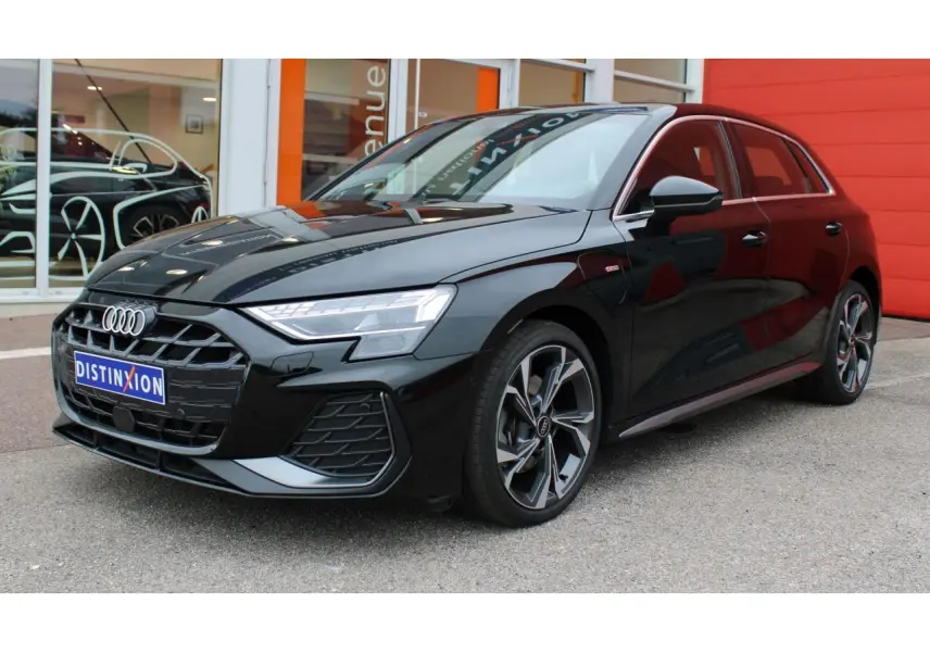 Audi A3 Sportback noir mito metal vue 3/4 avant droit avec jantes alliage et phares Matrix LED.