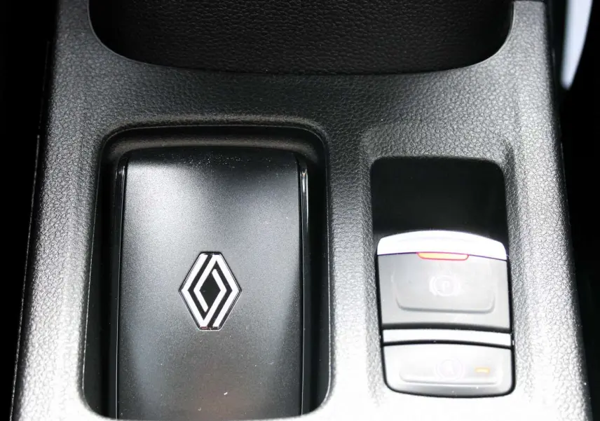 CREATOR: gd-jpeg v1.0 (using IJG JPEG v62), quality = 80
