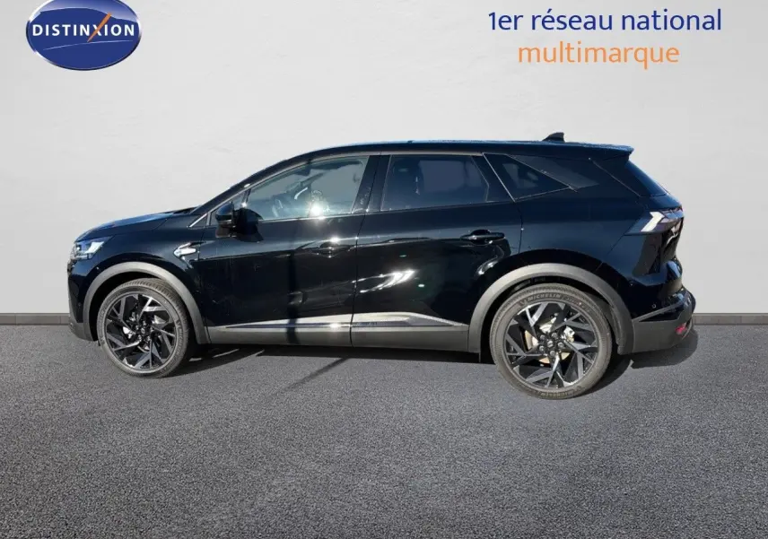 Profil côté gauche d'un Renault SYMBIOZ noir étoile métal 2025, SUV hybride avec jantes noires distinctives.