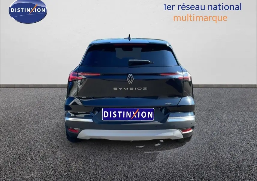 Vue arrière du Renault SYMBIOZ noir étoile métal 2025 avec feux arrière fins et logo central lumineux.