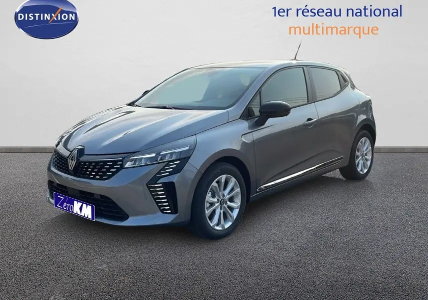 Renault Clio 1.5 DCI 100ch Evolution gris schiste métal vue 3/4 avant droit avec feux LED et jantes alliage.