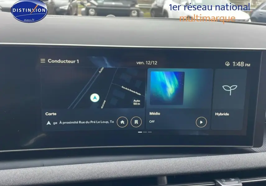 Écran tactile 10,25 pouces du tableau de bord du Hyundai Tucson gris Ecotronique, affichant navigation et médias.