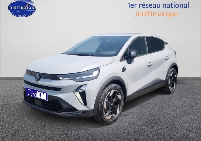 Renault Captur 2025 gris rafale en 3/4 avant droit avec jantes alu noires et calandre moderne