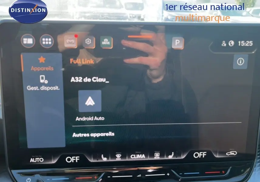 Écran tactile central du tableau de bord du CUPRA Formentor 2025, affichant la connexion Android Auto.