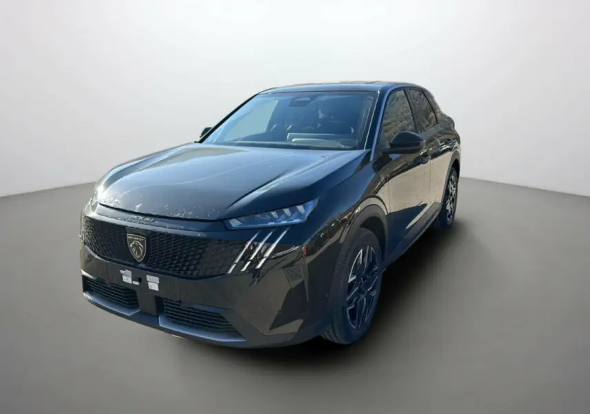 Peugeot 3008 New Hybrid 2025 noir perla nera, vue 3/4 avant droit avec calandre noire et phares LED distinctifs.