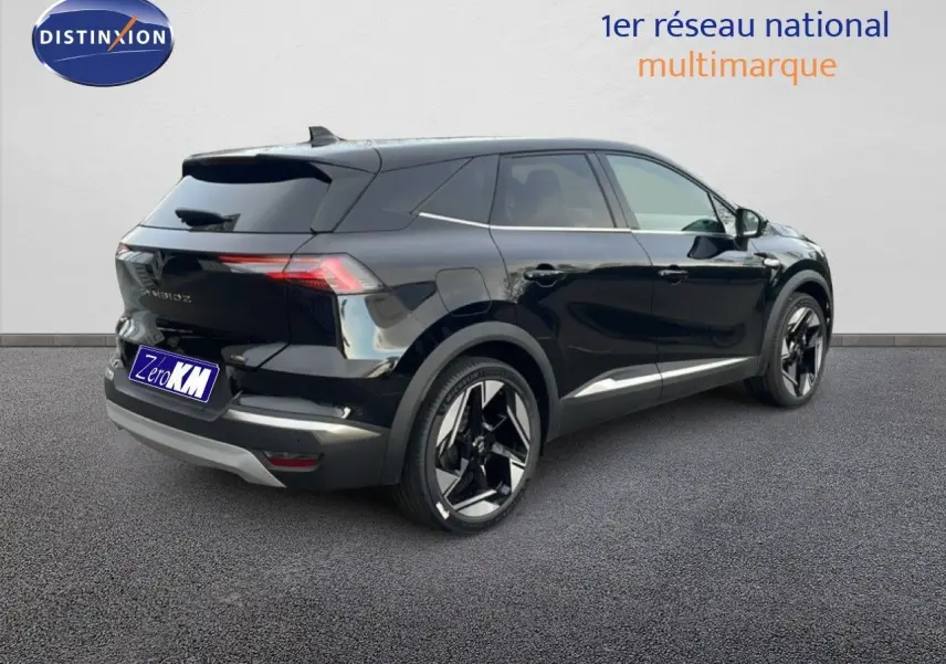 Vue 3/4 arrière droite du Renault Symbioz noir étoile métal avec jantes noires et détails chromés.