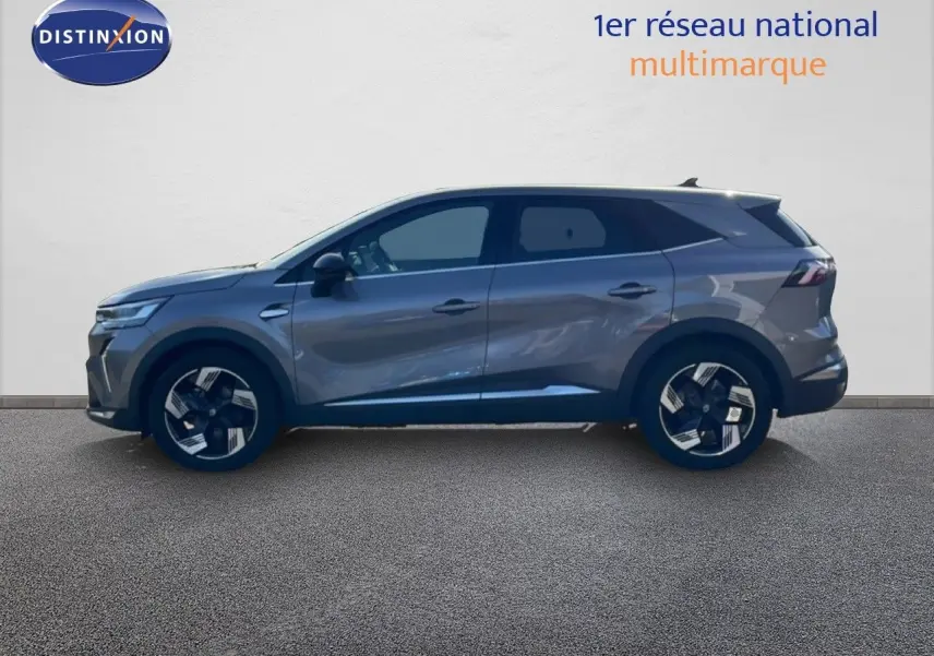 Vue latérale droite d'un Renault Symbioz gris cassiopée métal avec jantes bi-ton et lignes modernes.