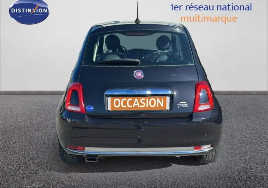 Vue arrière d'une Fiat 500 noire Série 4 avec feux rouges et plaque "OCCASION" visible.