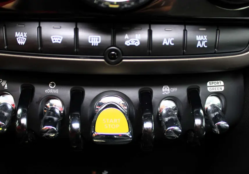 CREATOR: gd-jpeg v1.0 (using IJG JPEG v62), quality = 80
