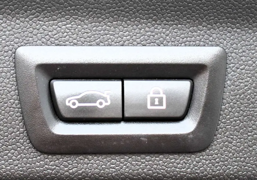 CREATOR: gd-jpeg v1.0 (using IJG JPEG v62), quality = 80
