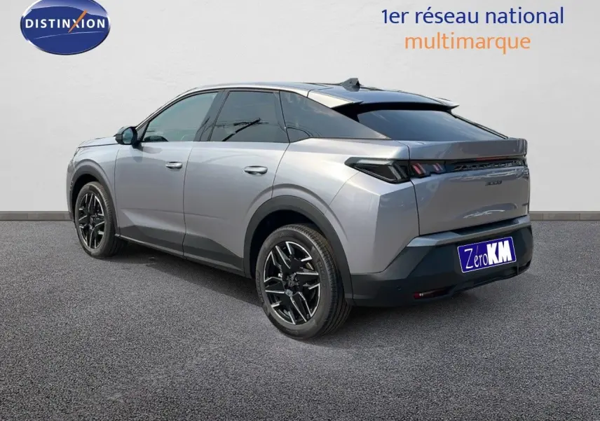 Peugeot 3008 gris Artense métal en 3/4 arrière droit, avec jantes noires et toit noir contrasté.