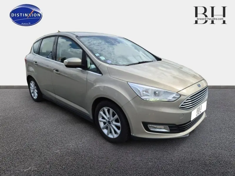 Ford C-MAX 2018 brun Fashion Caribou en 3/4 avant droit avec calandre chromée et jantes alu visibles