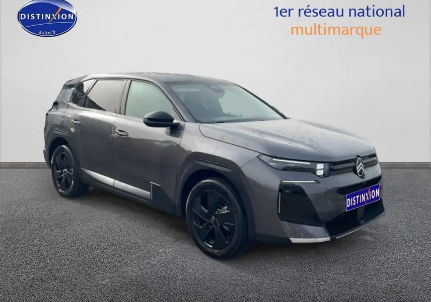 SUV Citroën C5 Aircross gris, vue 3/4 avant droit, jantes noires et lignes modernes soulignées.