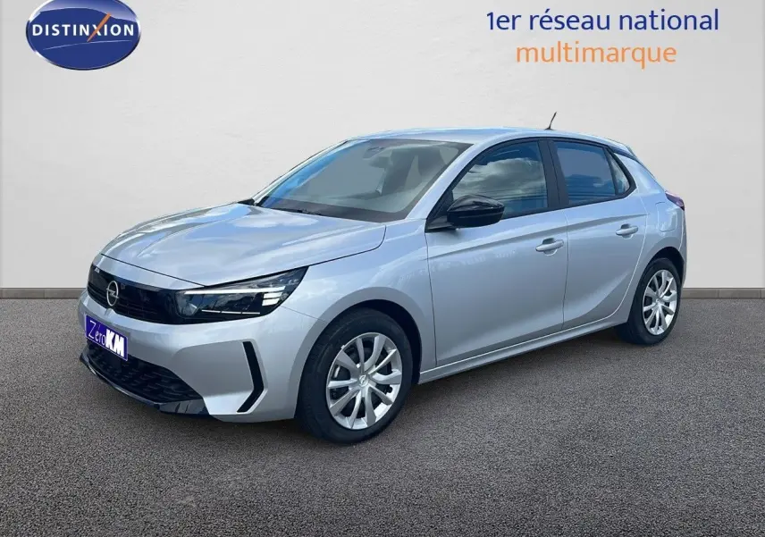 Opel Corsa gris Kristal Metal vue 3/4 avant droit, avec phares LED et jantes alliage visibles.
