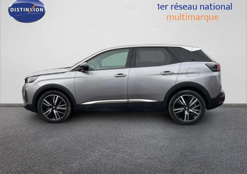 Profil droit du Peugeot 3008 2024 hybride rechargeable gris Artense métallisé avec jantes alliage bicolores.