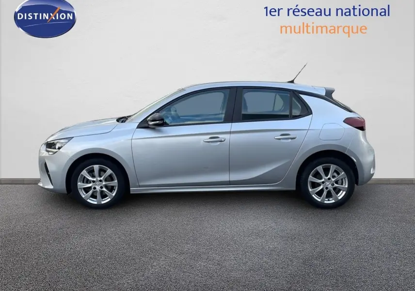 Opel Corsa 1.5 Turbo D 102ch Edition gris kristall metal vue de profil côté gauche sur fond neutre.