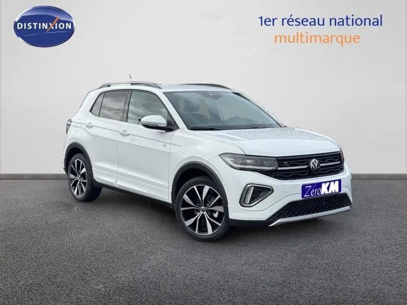 Volkswagen T-Cross 1.0 TSI R-Line blanc pur en 3/4 avant droit avec jantes alliage et calandre noire.