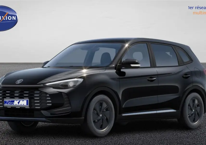 MG ZS 1.5L Hybrid+ 2026 en Pebble Black Metal, vue 3/4 avant droit avec calandre noire distinctive.