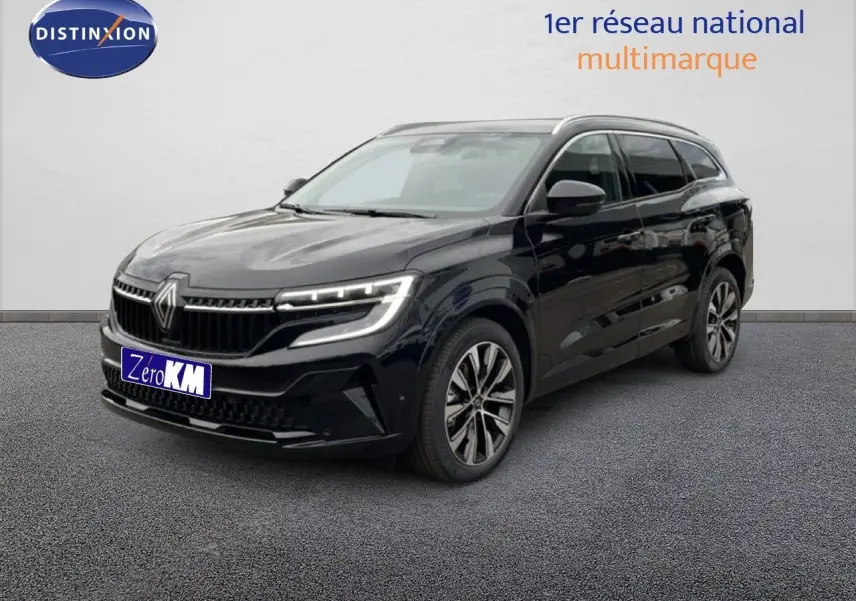 Renault Espace 2025 noir étoile métal en 3/4 avant droit avec feux LED et jantes alliage bicolores.