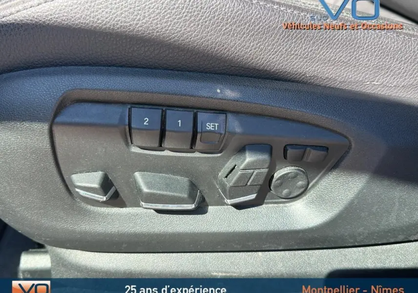 Réglages électriques des sièges côté gauche en cuir noir du BMW X6 F16 xDrive40d M Sport 2017