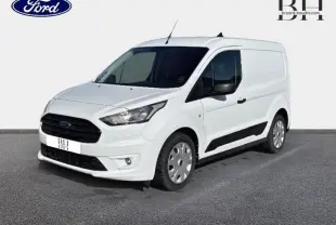 Fourgon Ford Transit Connect blanc glacier vu en 3/4 avant droit avec boucliers couleur caisse et porte latérale arrière droite.