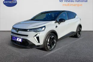 Renault Captur E-Tech hybride 2025 gris rafale avec toit noir, vue 3/4 avant mettant en valeur ses jantes noires.