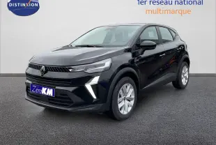 Renault Captur 2025 noir étoile métal en 3/4 avant droit, avec feux LED et calandre moderne distinctive.