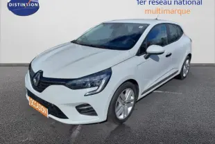 Renault Clio V SCe 75 Business blanche vue 3/4 avant droit sur parking avec feux LED et jantes alliage.