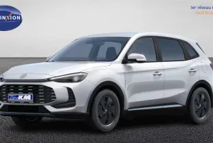 MG ZS 1.5 L Hybrid+ blanc Dover White en 3/4 avant droit avec calandre noire et jantes noires.