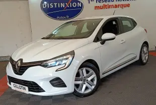 Renault Clio Business Blue dCi 100 blanche vue 3/4 avant droit, avec feux LED et jantes alliage visibles.