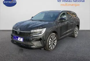 Renault Espace 2025 noir étoile métal en 3/4 avant droit, SUV hybride avec jantes alliage et calandre distinctive.