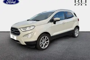 Ford EcoSport 1.0 EcoBoost blanc Fashion Metropolis en vue 3/4 avant droit avec jantes alu et vitres teintées.