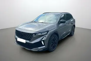 Renault Austral New 200 Esprit Alpine gris schiste en 3/4 avant droit, avec jantes alu noires et toit panoramique.